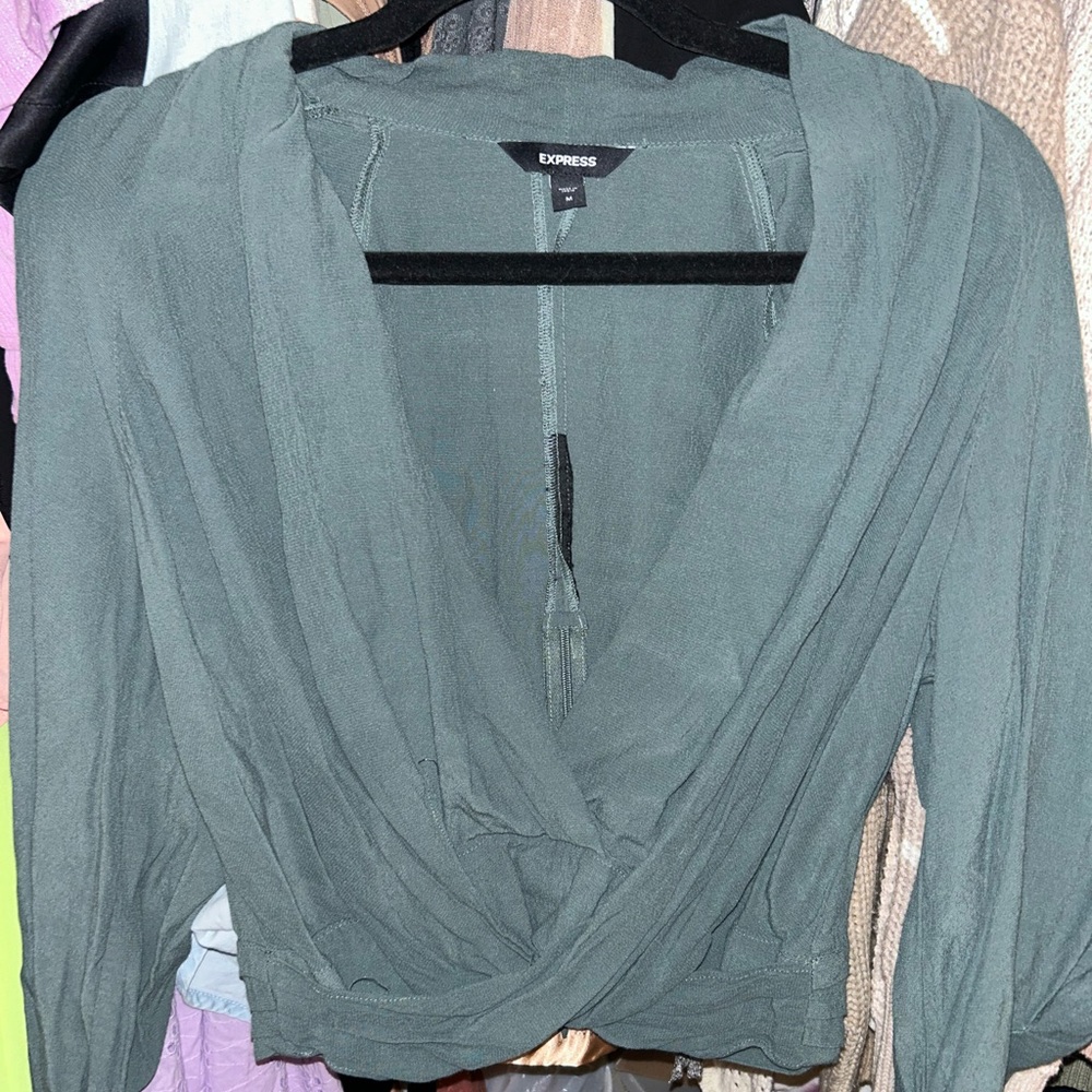 Express forest green linen-y top